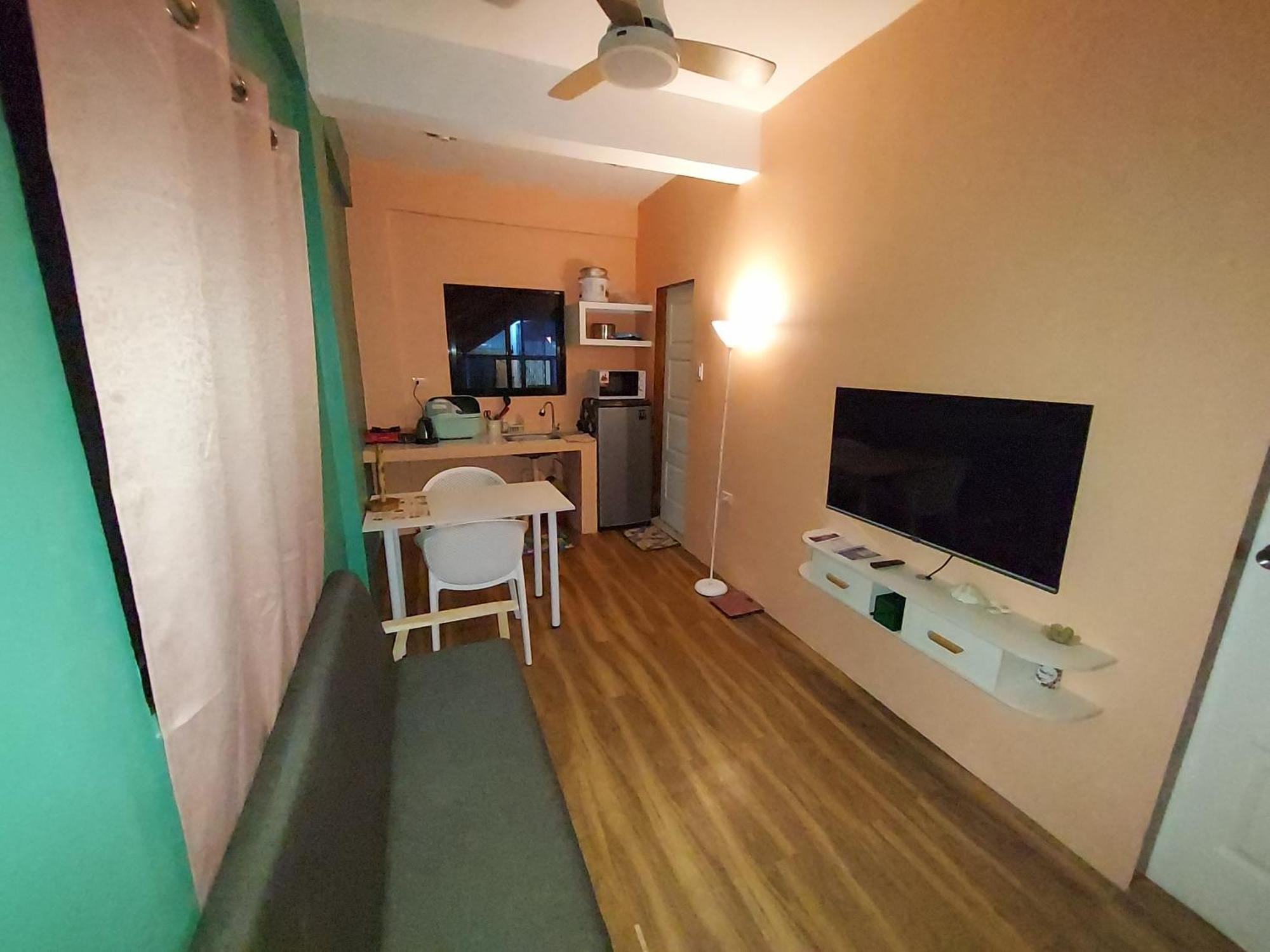 Danny'S Den Boracay Hotel Manoc-Manoc ภายนอก รูปภาพ